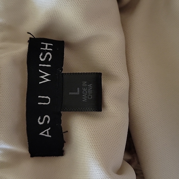 Beige and Pink Dress - Picture 6 of 7